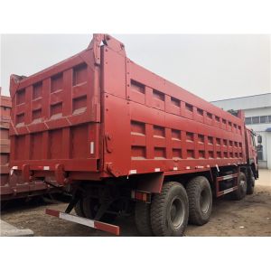 Competitive Price Used HOWO 32cbm Front Tipping Truck 12 Tyre Tipper 8X4 Mining