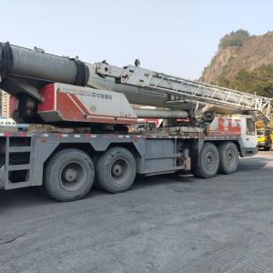 Maximum Lifting Weight 16t XCT80 Zoomlion Construction Machinery Heavy Crane