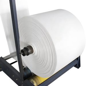 White PP Plastic Woven Bag Roll Material Transparent White Woven Cloth Roll For