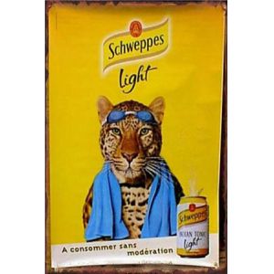 Vintage Metal Sign with Antique Design and Machinery Processing