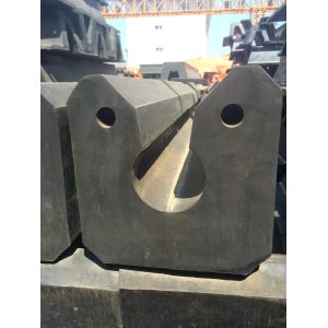 Keyhole Type Rubber Fenders for Vessel Protection and Shock Absorption in Marine