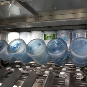 150bph 19L Gravity Hot Filling Equipment Stainless Steel Nozzles