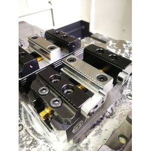 3Kg Axis Fixtures 50mm Clamping Range 4 Axis Vise Stainless Steel