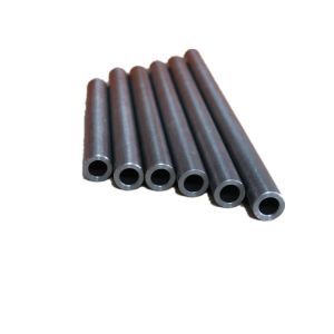Hot Rolled Carbon Seamless Steel Pipes ST37 ST52 1020 1045 A106B