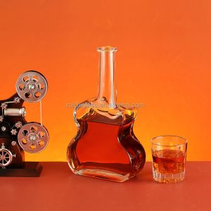 Customized Custom Make Unique Shaped 500ml 750ml Whisky Vodka Bottle