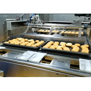 ISO9000 25cm Insulation Baking Tunnel Pastry Production Line