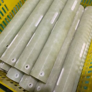 Pultruded Profiles Fiberglass Reinforced Plastic Pipe Glossy Round Shape