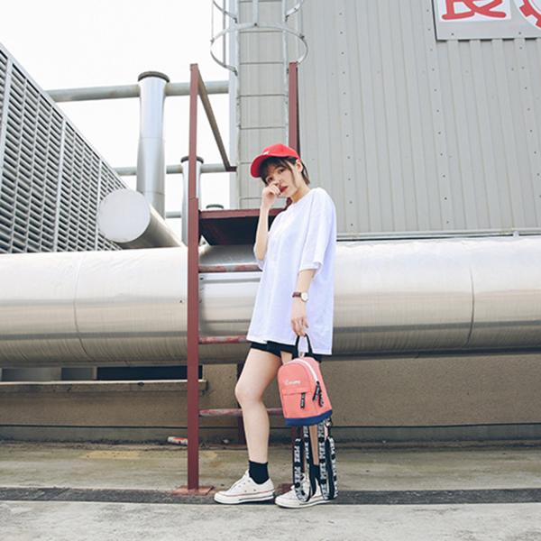 New personality fashion Hong Kong wind mobile phone bag single-shoulder slanting straddle small backpack female backpack