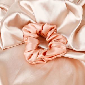 Custom 22mm Mulberry Silk Scrunchies 0.03kg Elastic Hair Bands