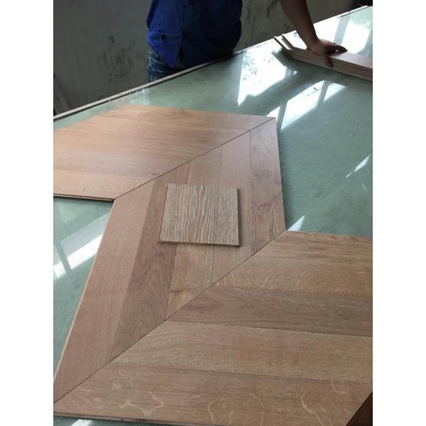 Buy Environmental Oak Chevron Parquet Flooring Length 500mm-1200MM at wholesale prices