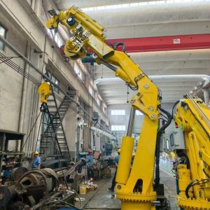 3.5T10M knuckle telescopic boom ship deck marine crane