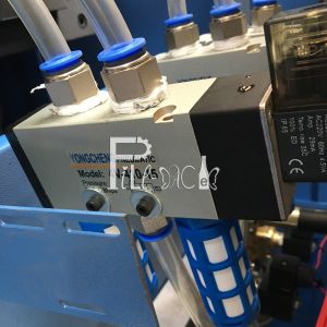 120BPH 2400*800*1600mm 18.9L Gallon Bottle Blowing Machine