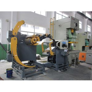 Automatic Metal Press Line Sheet Metal Decoiler Straightening Feeder Customizati