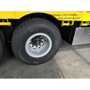 Master of Heavy - Load Transportation: The Indispensable 3 - Axle Low - Bed Semi