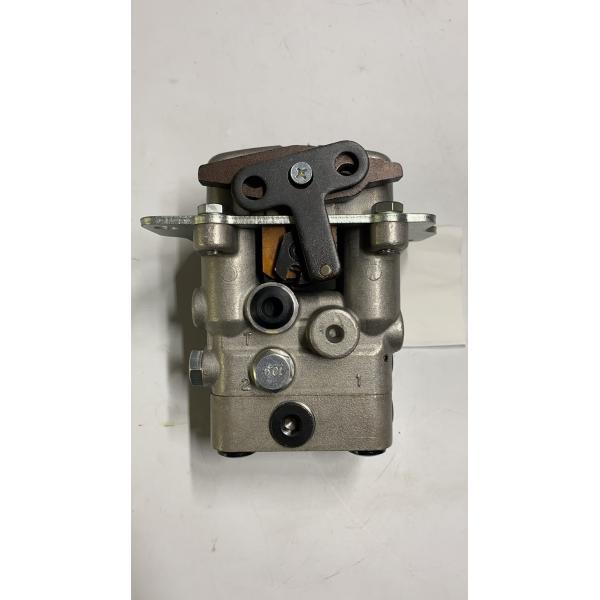 PC200-6 PC200-7 Excavator Hydraulic Pedal Valve Foot Brake Valve for Heavy Machinery