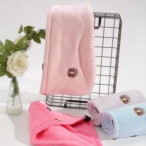 Quality Lightweight Convenient Long Hair Microfiber Towel Long Lasting Easy Cleanup for sale
