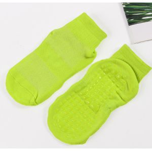 Environmental Friendly Spandex Slip Trampoline Socks Elastic Persistent Knitted