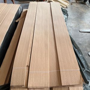 Red Oak Veneer | Quarter cut | 0.45mm | LINGFENG