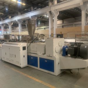 45RPM Conical Double Screw Extruder Plastic Pipe Machine