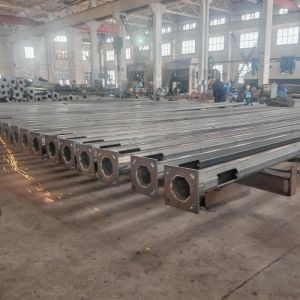 Quality Hongxin Q235 Octagonal Hot-dip Galvanized Street Lighting 25FT Steel Pole with Single Arm &amp; Base Plate for sale