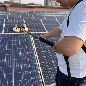 5.5m Max Unfold Size Durable Brush-Less Motor Cleaning Brush for Cleaning Glass