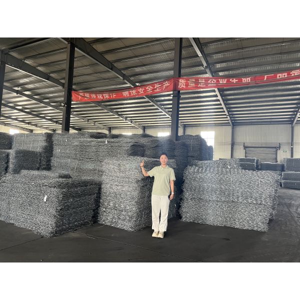 Triple Twist Low Carbon Steel Wire Gabion Basket 2*1*1m Easy to Install for River Protection
