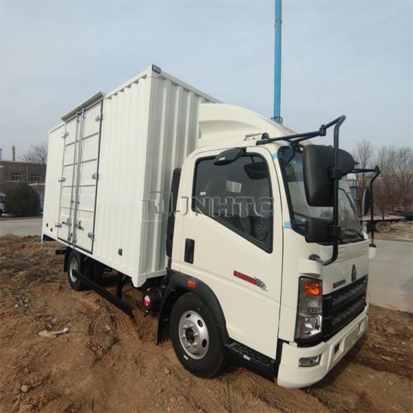 SINOTRUK HOWO LHD Box Truck Van Cargo Truck 6 Tons 116hp
