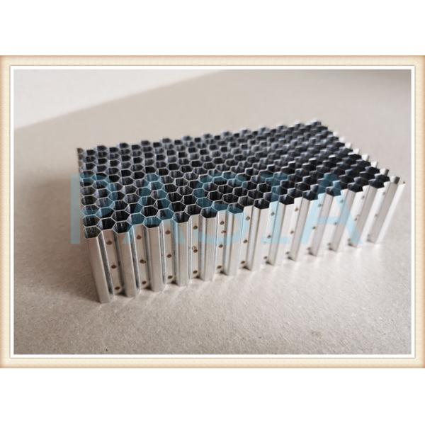 Buy High Pressure Laminated Flat Aluminum Honeycomb Panel Glue Bonded at wholesale prices