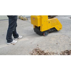 Stand Up Concrete Pavement Scarifier Machine , Concrete Planers Equipment Low