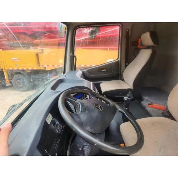 30m Concrete Boom Pump Machine Equipment Used Concrete Pump Truck for Infrastructure