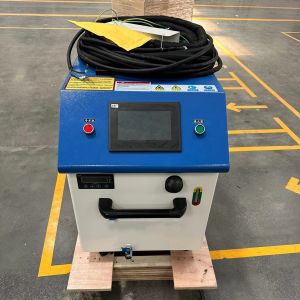 High Quality Portable Laser Cleaning Machine Metal Oil Paint Rust Removal 1000W