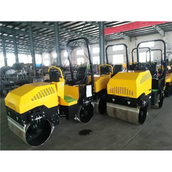 Buy 70HZ 0.5mm Vibration Road Construction Machinery Road Roller Compactor ST1000 at wholesale prices
