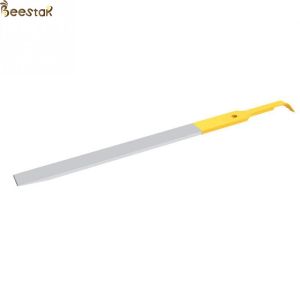 Durable Yellow And Pink Beehive Tools Bee Honey Uncapping Scraper Tool for honey