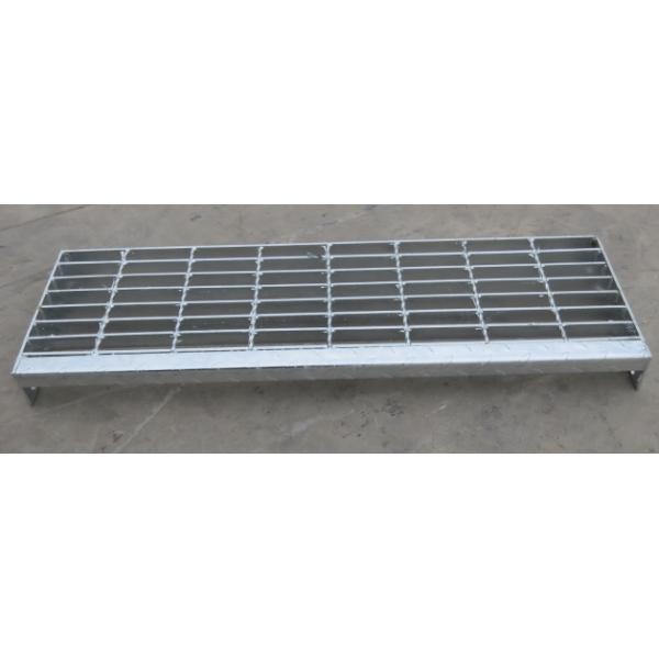 T4 Checkered Platenosing Bolted Steel Metal Grate Stair Treads 60mm Pitch