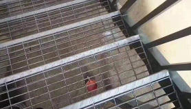 grate stair treads