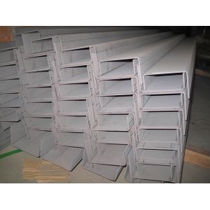 ISO Standard Container crossmember for bottom