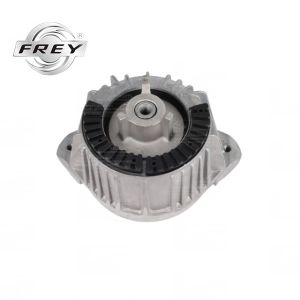 Car Right Auto Engine Mount 2042400317 For Mercedes Benz W204 OM642