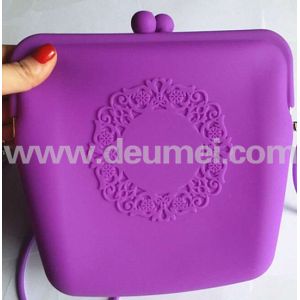 New Fashion Ladies Leisure Silicone Shoulder Bag Customized Color Coin Pouch