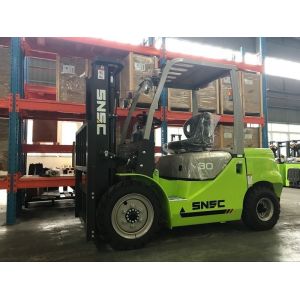 Adjustable Cab Location Powershif 2ton 3ton Forklift with Chinese Xinchai Engine