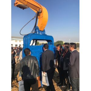 Hydraulic Hammer 15M Hyundai Sheet Pile Driving Machine 470Kn Centrifugal Force