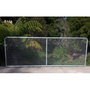 Farm & Ranch / Fencing & Gates/Galvanized Mesh Gate, 12 ft.