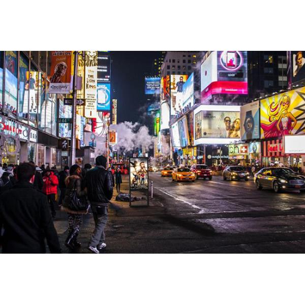 180W 2500nits Lcd Advertising Digital Signage 43" Standalone