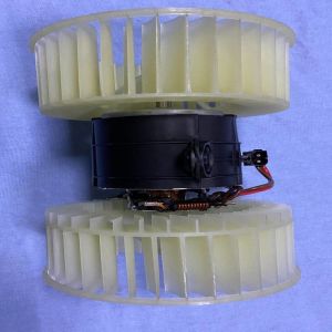 64118353558 BMW E53 Air Conditioner Blower