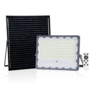 China Mono Panels IP67 Projector Solar Floodlight Sensor Flood Lamp 5000 Lumens 100w on sale