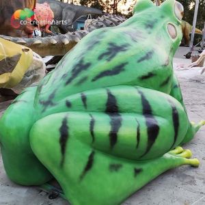 Customized Giant Animatronic Frog Animals Realistic For Amusement Exhibition