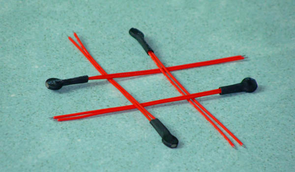 Hair Straightener 7C 110V PTC Thermistor 16mm Yellow Insulating Thin Film Thermistor