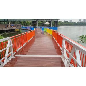 Marina Floating Dock Aluminum Gangways WPC / Plastic / Wood Deck Customized