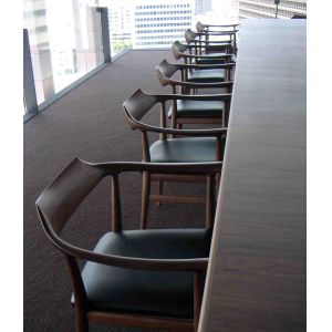 Stackable Restaurant Patio Furniture Wood Dining Chair With Leather Cushion