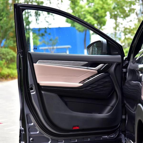 2023 JAC QX PHEV 5-Door Compact SUV with 120km Mileage and Macpherson Front Suspension