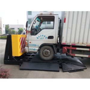 Honeycomb Aluminum 3M Reflective Film Vehicle Security Barriers Detachable